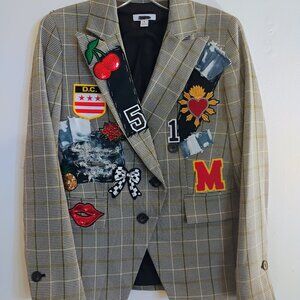 Size 4, new, black, white and yellow plaid blazer with patch